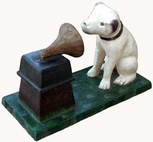 Fake RCA Dog Doorstop